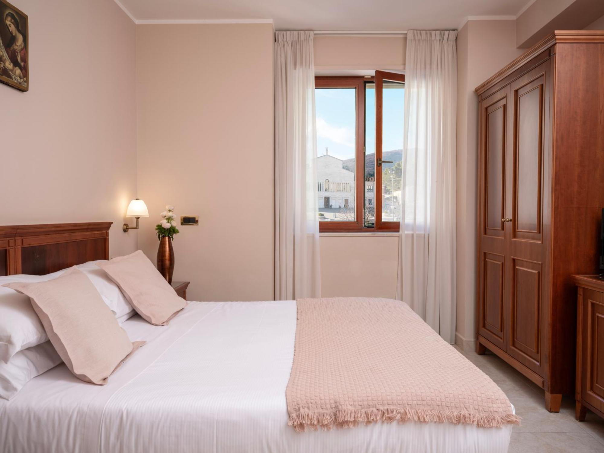 Hotel San Pio San Giovanni Rotondo Exterior photo